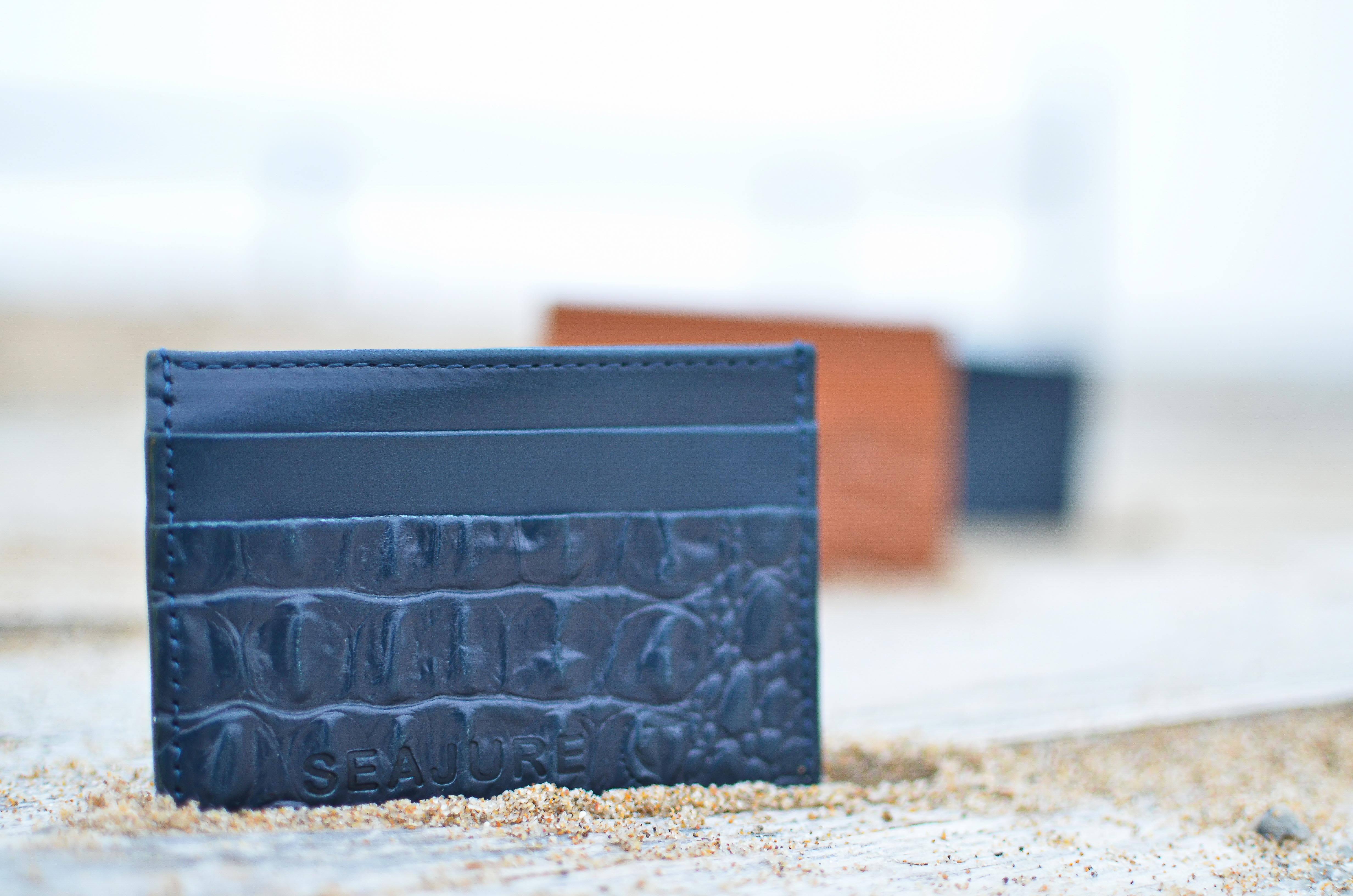 Discover Seajure’s premium quality nautical inspired tote bags, wallets, card holders and keychains. 